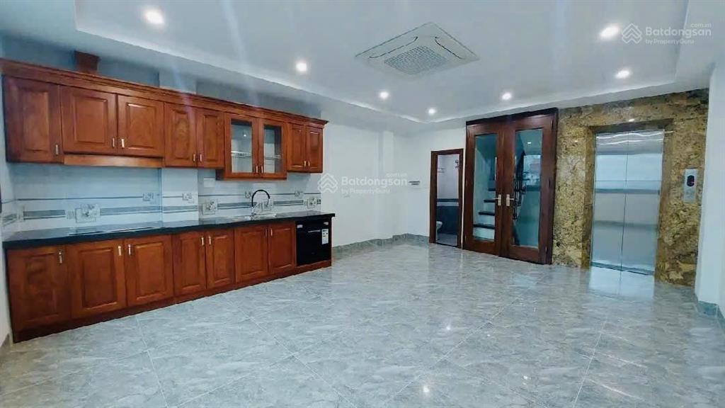 Bán nhà 7 tầng thang máy ô tô vào nhà, 10m ra mặt phố, 50m ra ga metro hồ tùng mậu không dính qh
