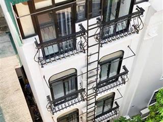 Bán toà dòng tiền 5 bước chân ra oto 55m 6 tầng thang máy, đường hoàng mai 13 phòng full nội thất