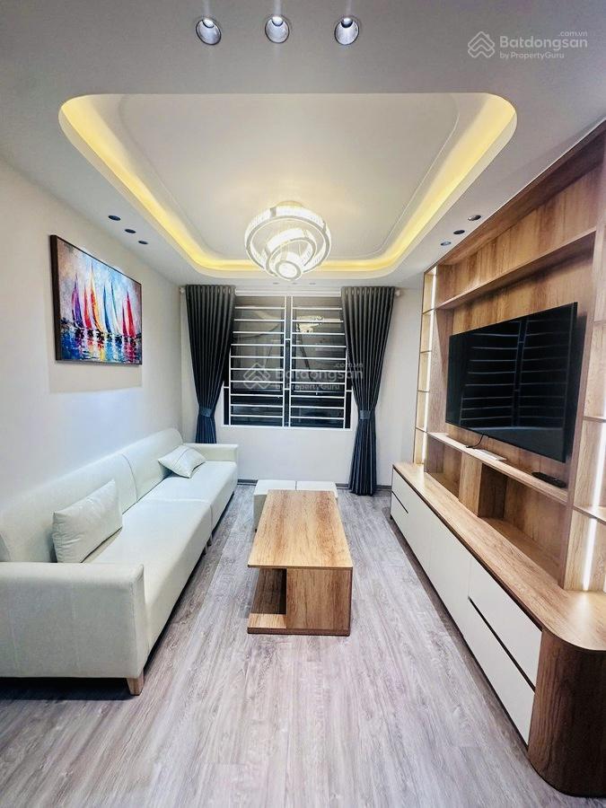 Bán nhà phố tôn đức thắng 6 tầng thang máy mặt tiền rộng 30m đầy đủ công năng gần phố tặng nội thất