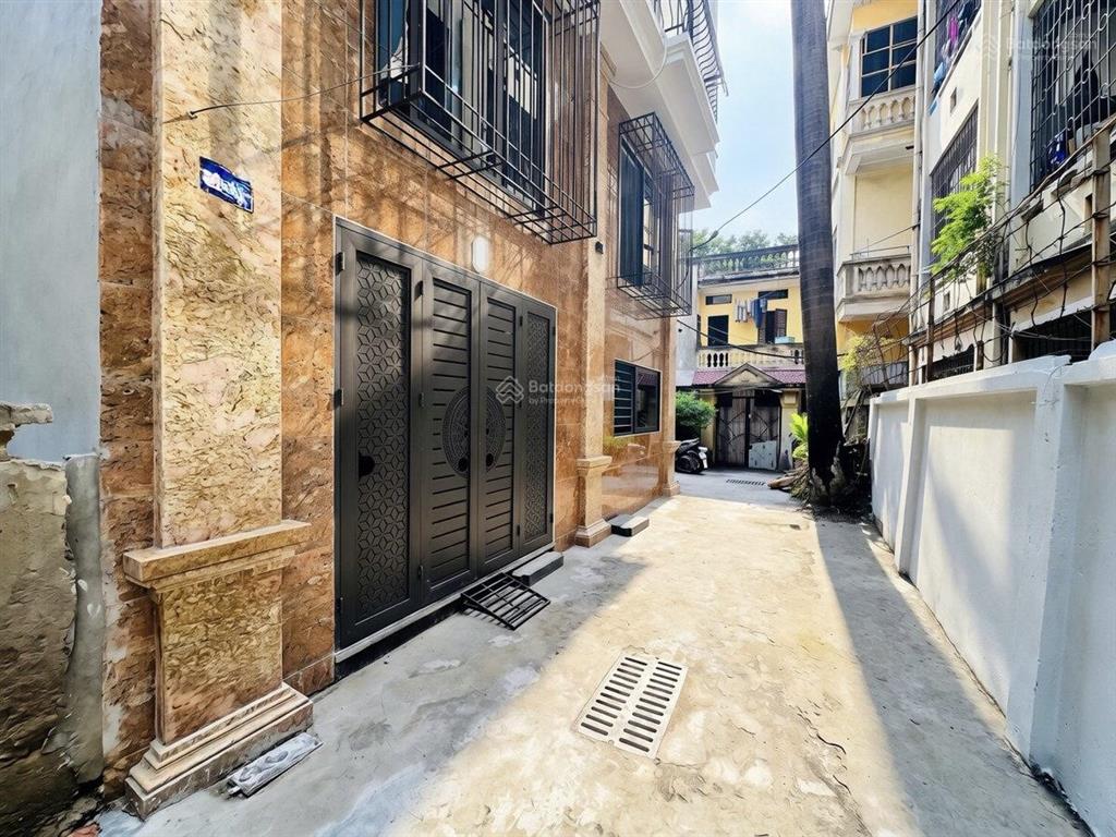 Bán tòa dòng tiền lô góc ô tô đỗ cửa nguyễn quý đức 45m 7 tầng thang máy doanh thu gần 1 tỷ/năm