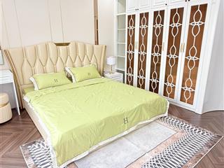 Bán nhà mặt phố đại la 7 tầng thang máy 40m thông sàn kinh doanh tặng nội thất xịn có pccc không qh