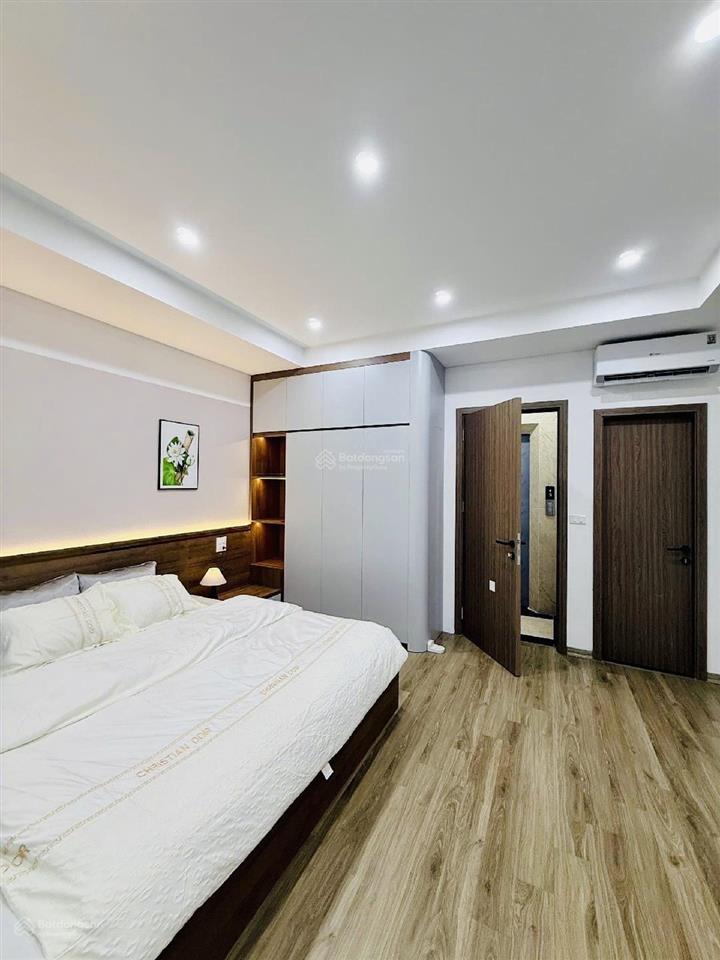 Siêu đẹp gần lăng bác 6 tầng thang máy 40m2 tặng nội thất xịn sò đẳng cấp không quy hoạch