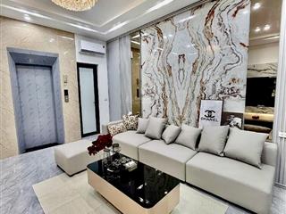 Siêu đẹp gần lăng bác 6 tầng thang máy 40m2 tặng nội thất xịn sò đẳng cấp không quy hoạch