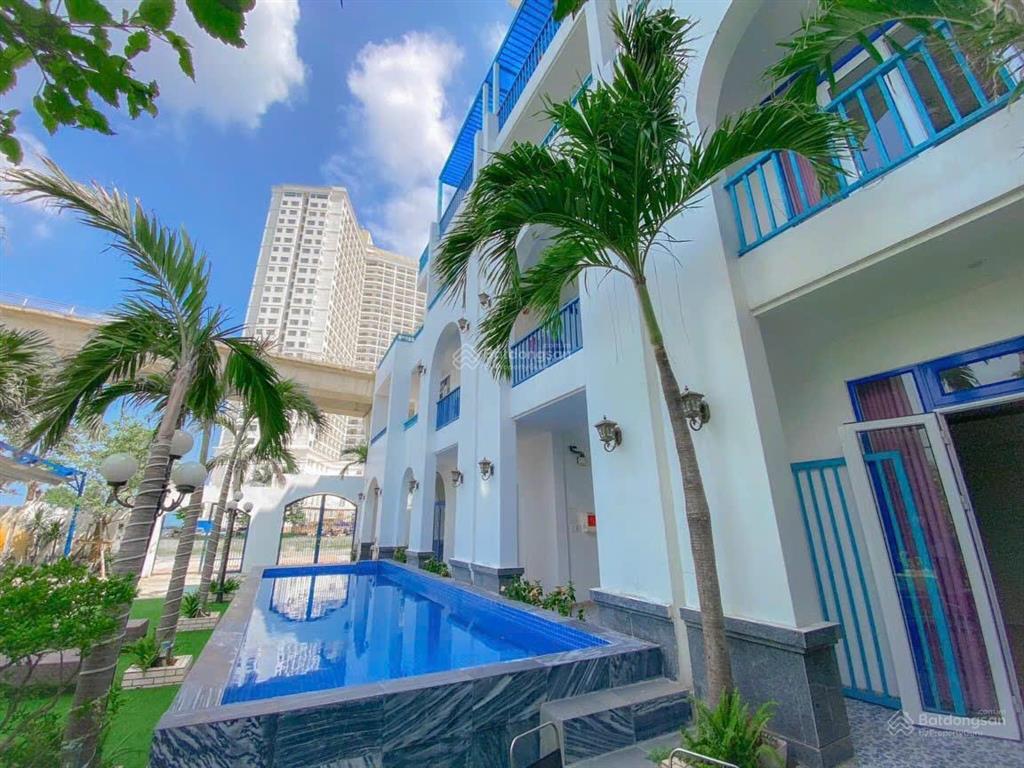 Bán villa 4 tầng ngay sát sông hàn đà nẵng đang doanh thu tốt