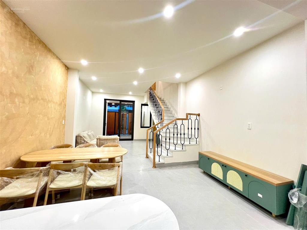 Bán nhà đẹp trần hữu trang ngay dự án downtown đà nẵng