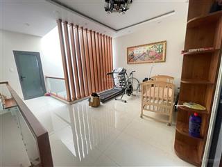 Bán shophouse halla gồm 4 tầng, thị trường 25 tỷ, nay bán 20 tỷ