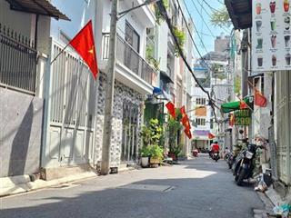 Phú nhuận 7.5 tỷ, 49.5m2 nhà đẹp kiên cố, hẻm xe hơi