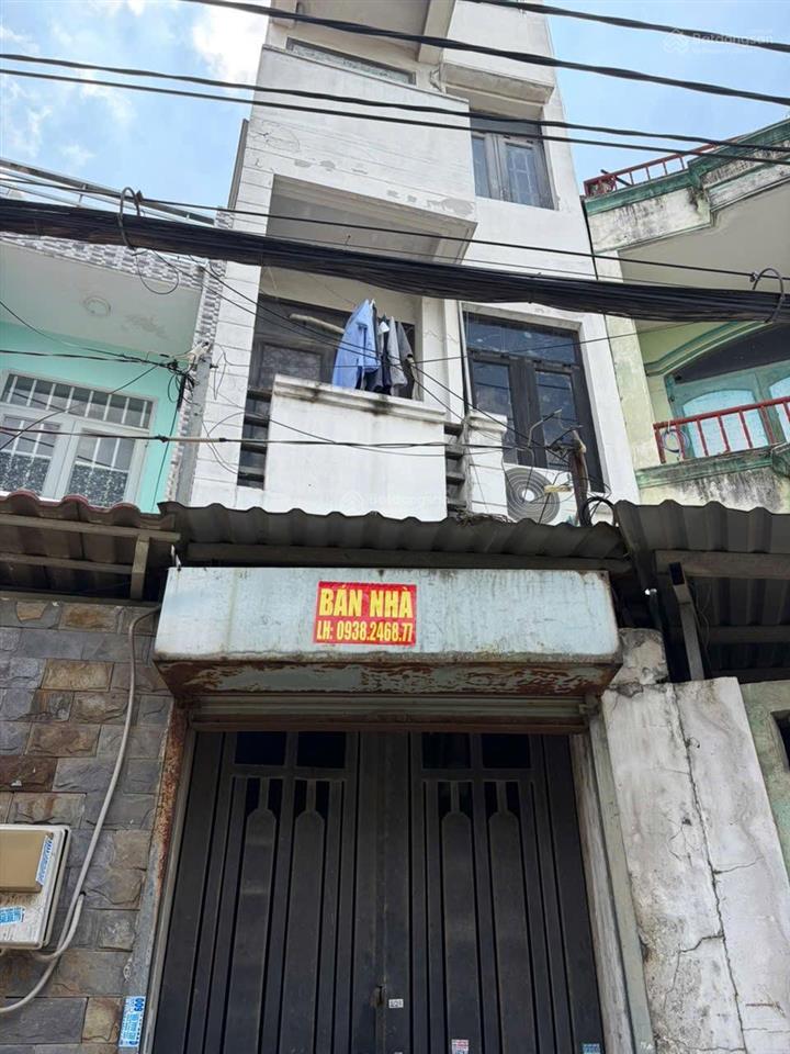 Bán nhà riêng, đang cho thuê 11 phòng trọ, thu nhập 25tr/tháng