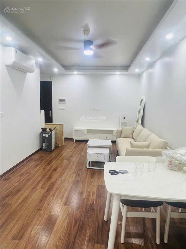 Chính chủ bán gấp chỉ 4x tỷ căn 2 ngủ 58m tầng trung đẹp tại chung cư flc quang trung, hà đông sđcc