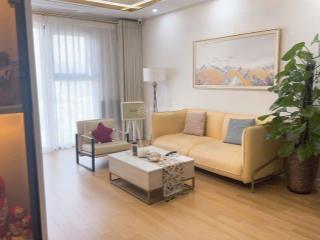 Bán căn hộ la casta văn phú 78m/2 ngủ/2 vs  nhỉnh 6 tỷ  thiện chí bán
