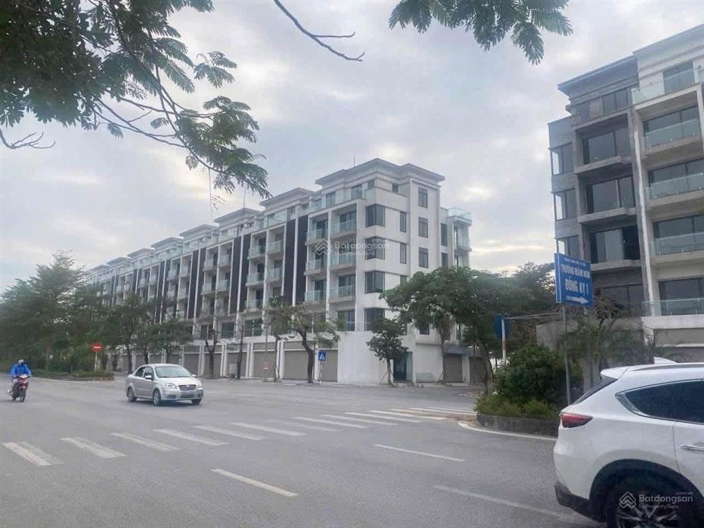 Bán gấp shophouse tại khu đô thị từ sơn garden city, giá siêu sale 70 triệu / m2, 121.5 m2