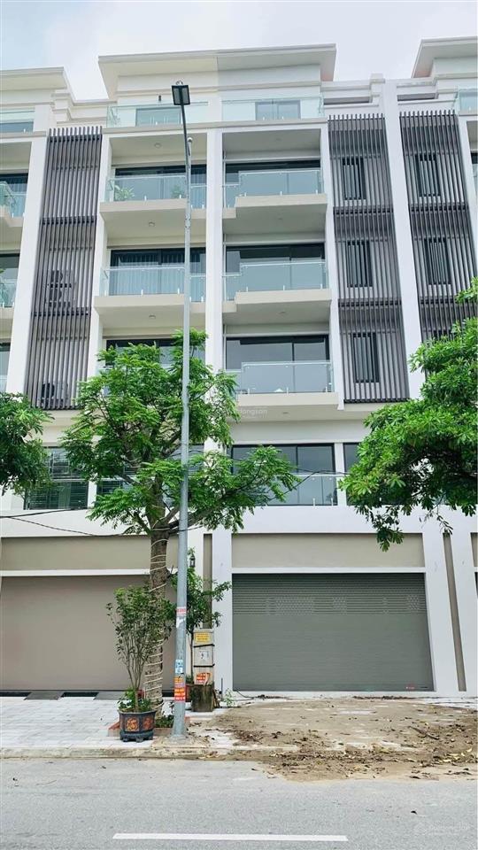 Bán gấp shophouse tại khu đô thị từ sơn garden city, giá siêu sale 70 triệu / m2, 121.5 m2
