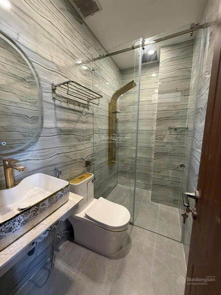 Nhà mới full nội thất có thang máy 6 tầng 80m2, đường số lâm văn bền 47tr