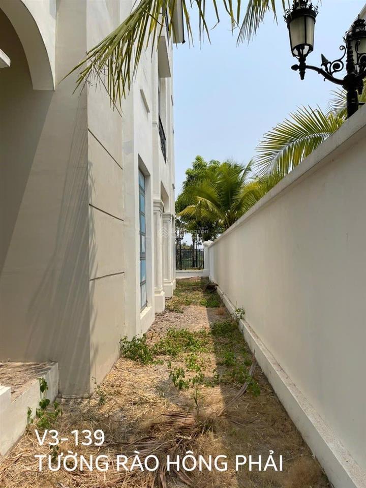 Đại hạ giá 7 tỷ bán gấp biệt thự đơn lập view sông v3 vinhomes grand park q9