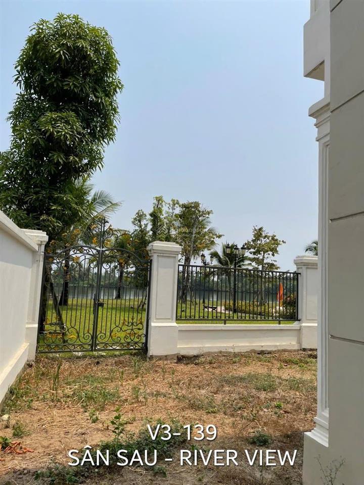 Đại hạ giá 7 tỷ bán gấp biệt thự đơn lập view sông v3 vinhomes grand park q9