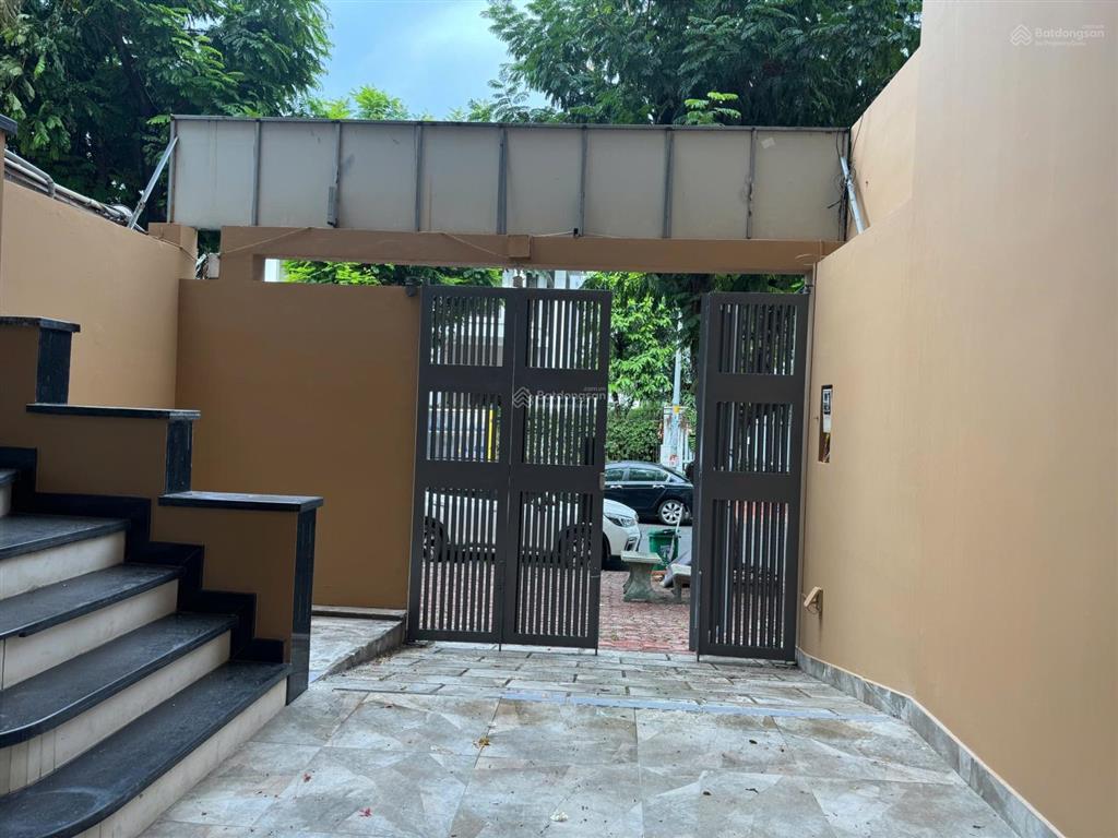 28tr nhà 4 tầng (5 x 26) đường trần trọng cung quận 7