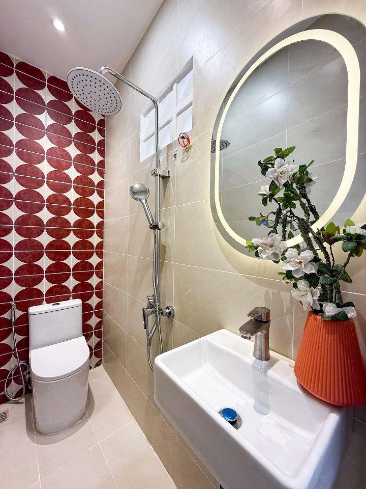 CHỦ CẦN VỐN ĐẦU TƯ KINH DOANH - GỬI NHANH NHÀ PHỐ BÌNH DƯƠNG 120M2 CHỈ 2TỶ