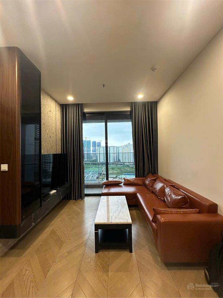 Cho thuê 2pn lumière riverside giá 35tr/th bao phí, xem nhà dễ