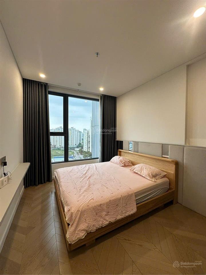Cho thuê 2pn lumière riverside giá 35tr/th bao phí, xem nhà dễ