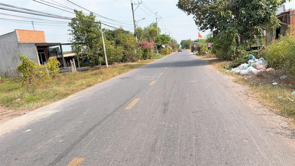 Bán đất mặt tiền đường nhựa 20m tại củ chi. giá 1,6 tỷ (bao thuế phí)