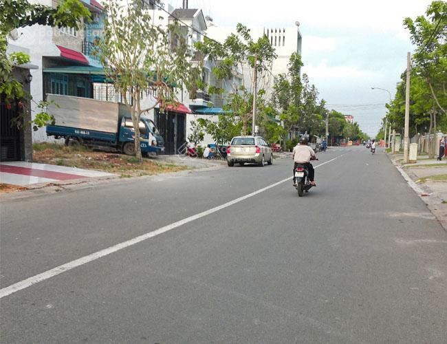 Gia đình cần bán lô đất mặt tiền đường 9m x 18m tại củ chi (bao công chứng)