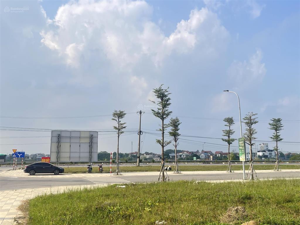 Lô góc suất ngoại giao, view trực diện trường học khu đô thị yên bình xanh sam sung thái nguyên