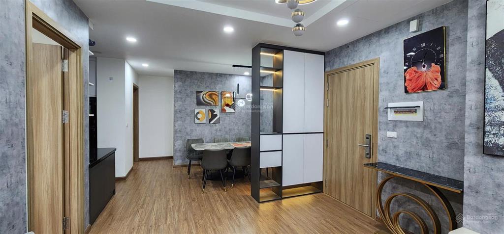 Tôi cần bán gấp căn hộ 2 phòng ngủ 77m2 full nội thất tâm huyết chỉnh hơn 6 tỷ tòa le grand jardin