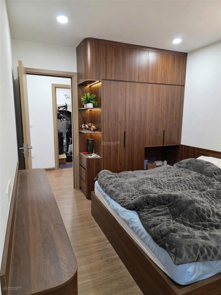 Tôi cần bán căn hộ 3 phòng ngủ 85m2 tòa le grand jardin sài đồng, nhà đẹp full nội thất tòa l2