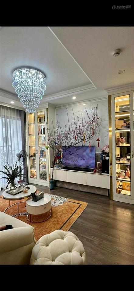 Tôi chính chủ bán gấp căn góc 97m 3 ngủ giá 7,5 tỷ. sổ đỏ đầy đủ, hướng mát