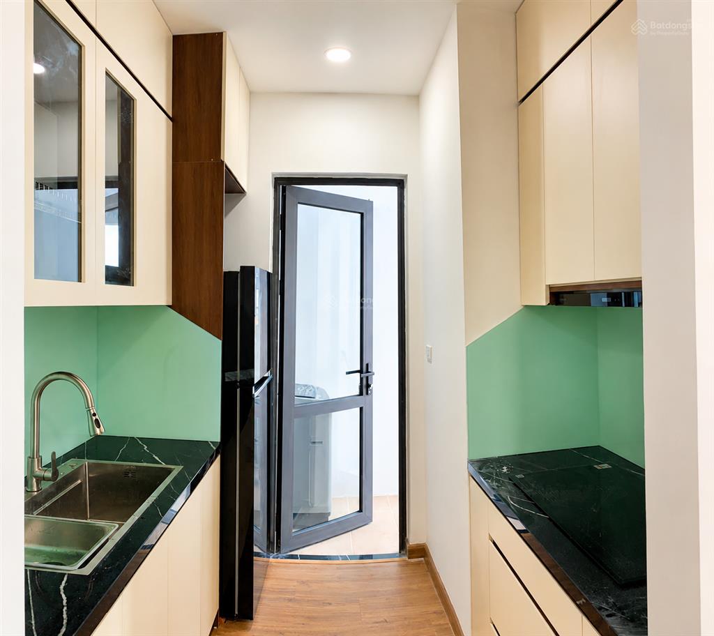Chính chủ cần bán gấp căn 3 ngủ tòa l1 cạnh hồ sài đồng giá nhỉnh 6 tỷ dự án le grand jardin