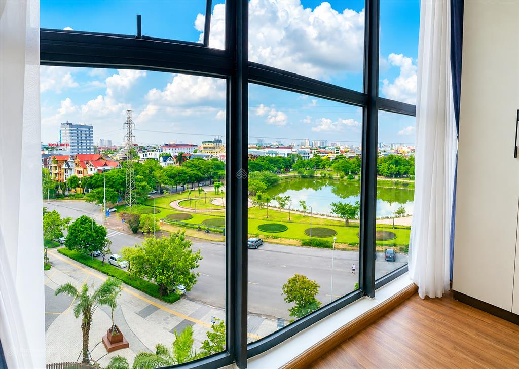 Chính chủ cần bán gấp căn 3 ngủ tòa l1 cạnh hồ sài đồng giá nhỉnh 6 tỷ dự án le grand jardin
