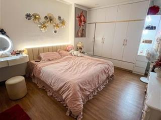 Chính chủ cần bán căn 77m2 full nội thất đẹp kể cả đồ điện tử chỉ 5,x tỷ (nhà làm tâm huyết)