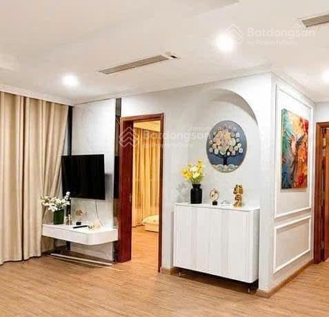 Chính chủ bán căn góc 99m 3 ngủ tầng trung view đẹp hướng mát