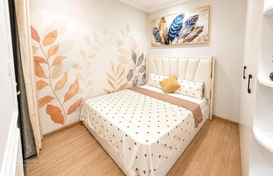 Chính chủ bán căn góc 99m 3 ngủ tầng trung view đẹp hướng mát
