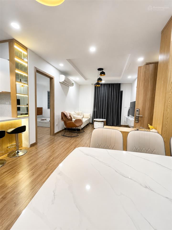 Gia đình cần bán gấp căn 2pn+1 84m2 tòa g view thoáng mát chỉ 5,7 tỷ
