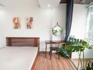 Cho thuê phòng quận 3  đường trường sa  hoàng sa view sông cực đẹp  ban công rộng gần tân định