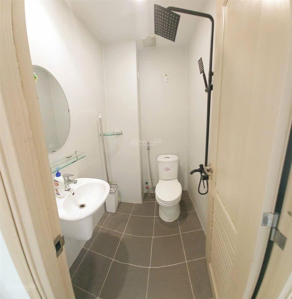 Cho thuê phòng duplex ban công q1  đường trần hưng đạo  gần chợ bến thành  takashimaya