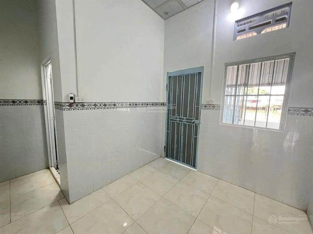 Nhà củ chi  giá 850 triệu  dt 162 m2  gần cầu vượt củ chi  pháp lý rõ ràng