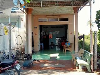 Chủ cần bán nhà giá 980 triệu, dt 142m2 ngang 5m đường nhựa 6m ở đ.nguyễn thị rành củ chi