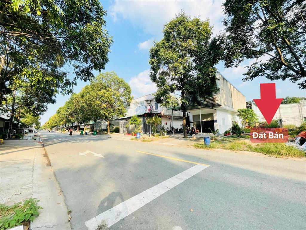 Giá 500 triệu, dt 115m2 ngang 5m nằm ở đ.lộc du 1, lộc trác, trảng bàng, tây ninh, sổ hồng riêng