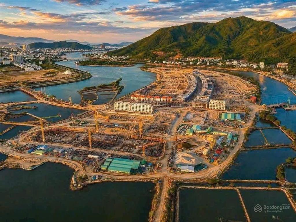 Ms. minh giang bds nha trang biệt thự charmoracity thanh toán 50%nhận nhà thô 3tầng. sở hữu lâu dài