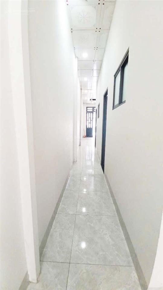 Nhà cấp 4 ngã tư vũng tàu, 80m2 thổ cư, hẻm ô tô, giá 2,5 tỷ