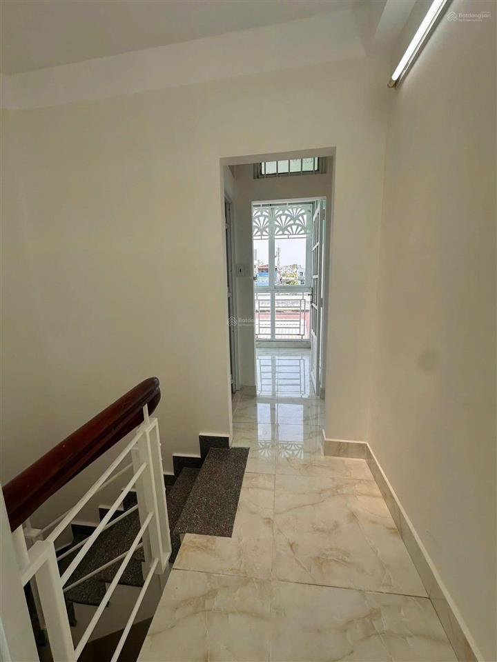 Trung tâm quận 5  nhà 2 mt hẻm 5 tầng nguyễn văn cừ  sát quận 1  chỉ 7.25 tỷ