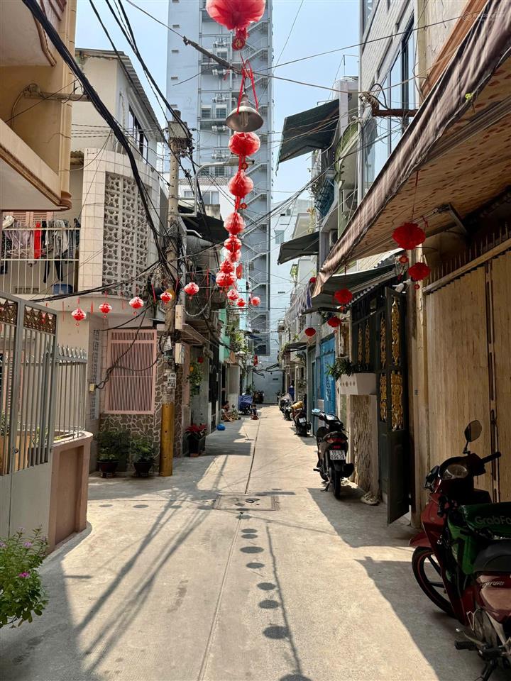 Trung tâm quận 5  nhà 2 mt hẻm 5 tầng nguyễn văn cừ  sát quận 1  chỉ 7.25 tỷ