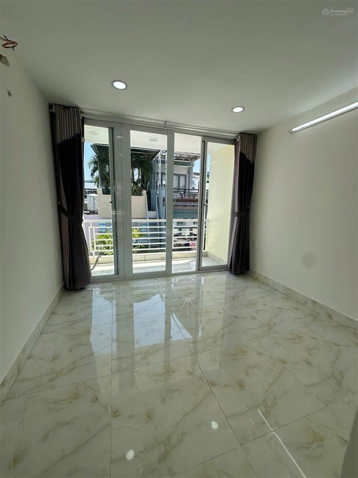 Trung tâm quận 5  nhà 2 mt hẻm 5 tầng nguyễn văn cừ  sát quận 1  chỉ 7.25 tỷ