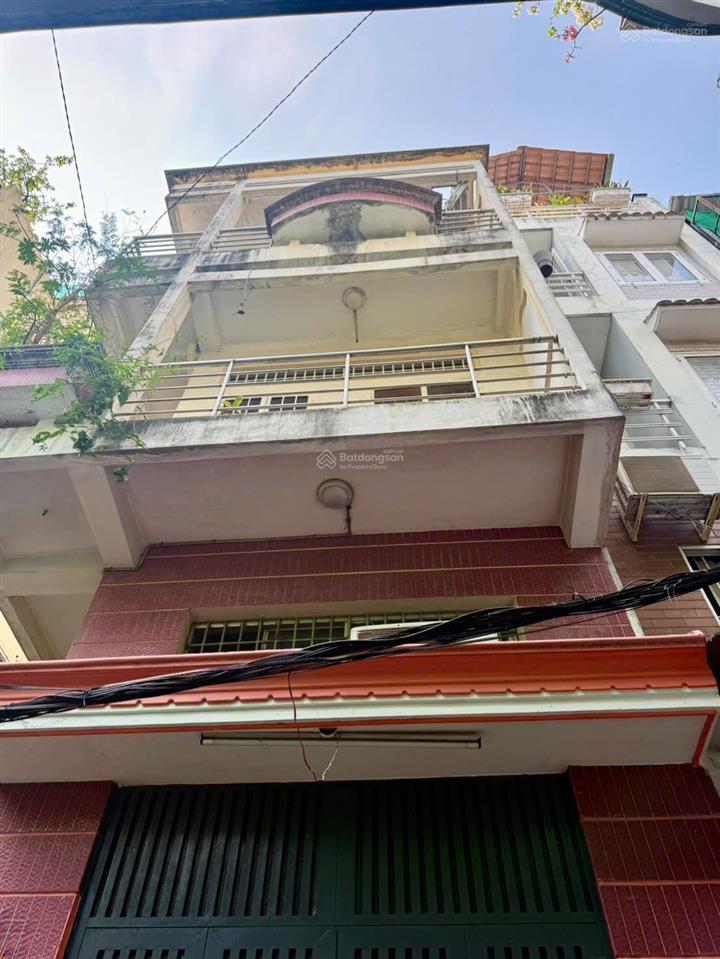 Hàng hiếm  bán nhà căn góc 4 tầng cao đạt  chỉ 6.8 tỷ