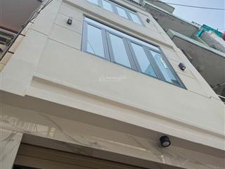 Chỉ 9,6 tỷ bạn có thể sở hữu ngay nhà trung tâm quận 3, cách mặt tiền chỉ 10m