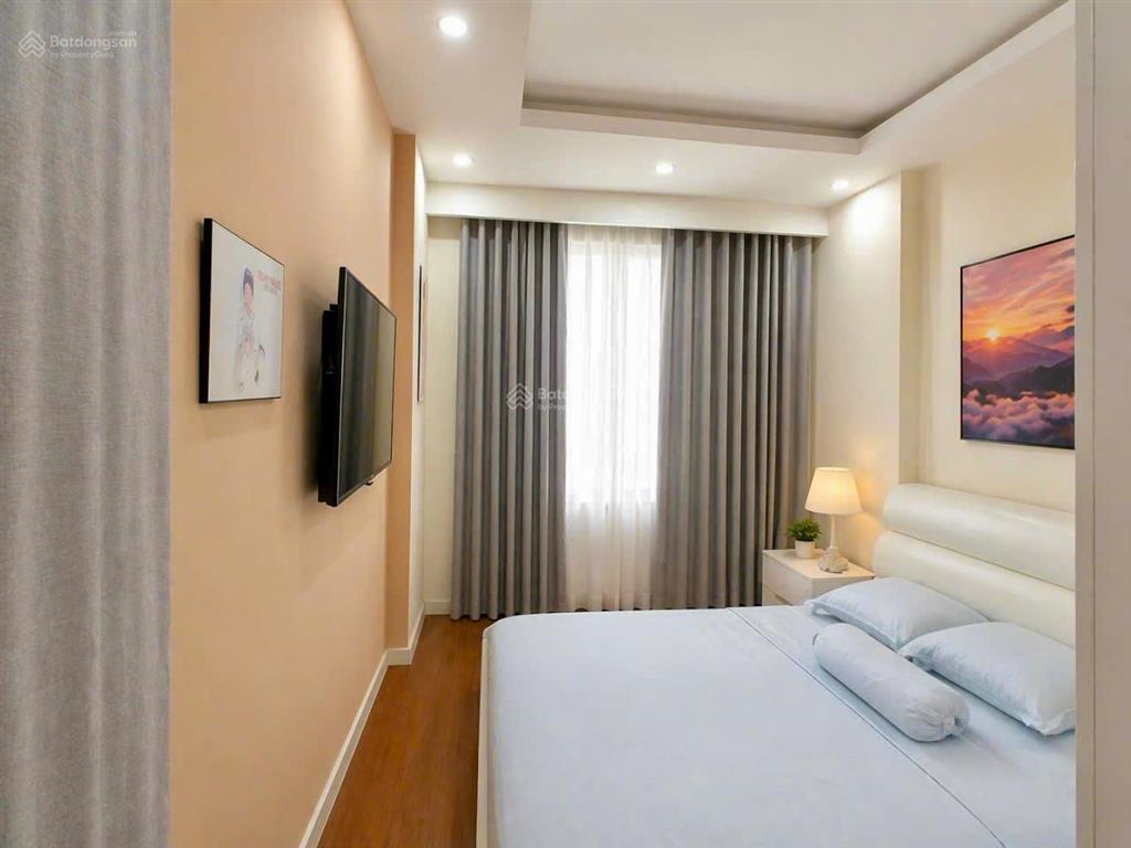 *** bán nhà căn góc 4 tầng  trần bình trọng , quận 5  nở hậu dài 9m  chỉ 6,3 tỷ***