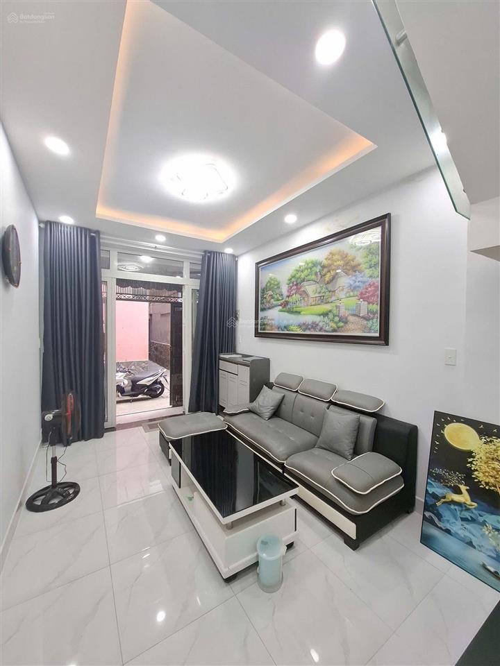 Nhà mới 3 tầng nguyễn cảnh chân quận 1  cách mặt tiền 30m  giá mới 6,5 tỷ (giá cũ  6,98 tỷ)