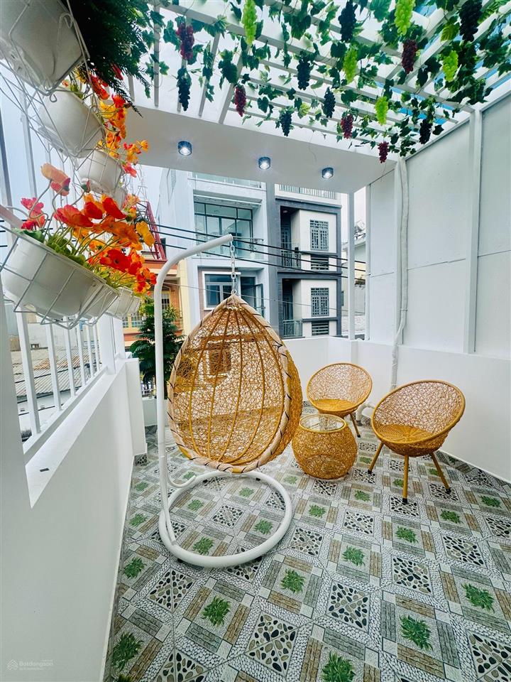 * bán nhà dương bá trạc quận 8 3 tầng + sân thượng full nội thất ô tô tới cửa  chỉ 6.58 tỷ *